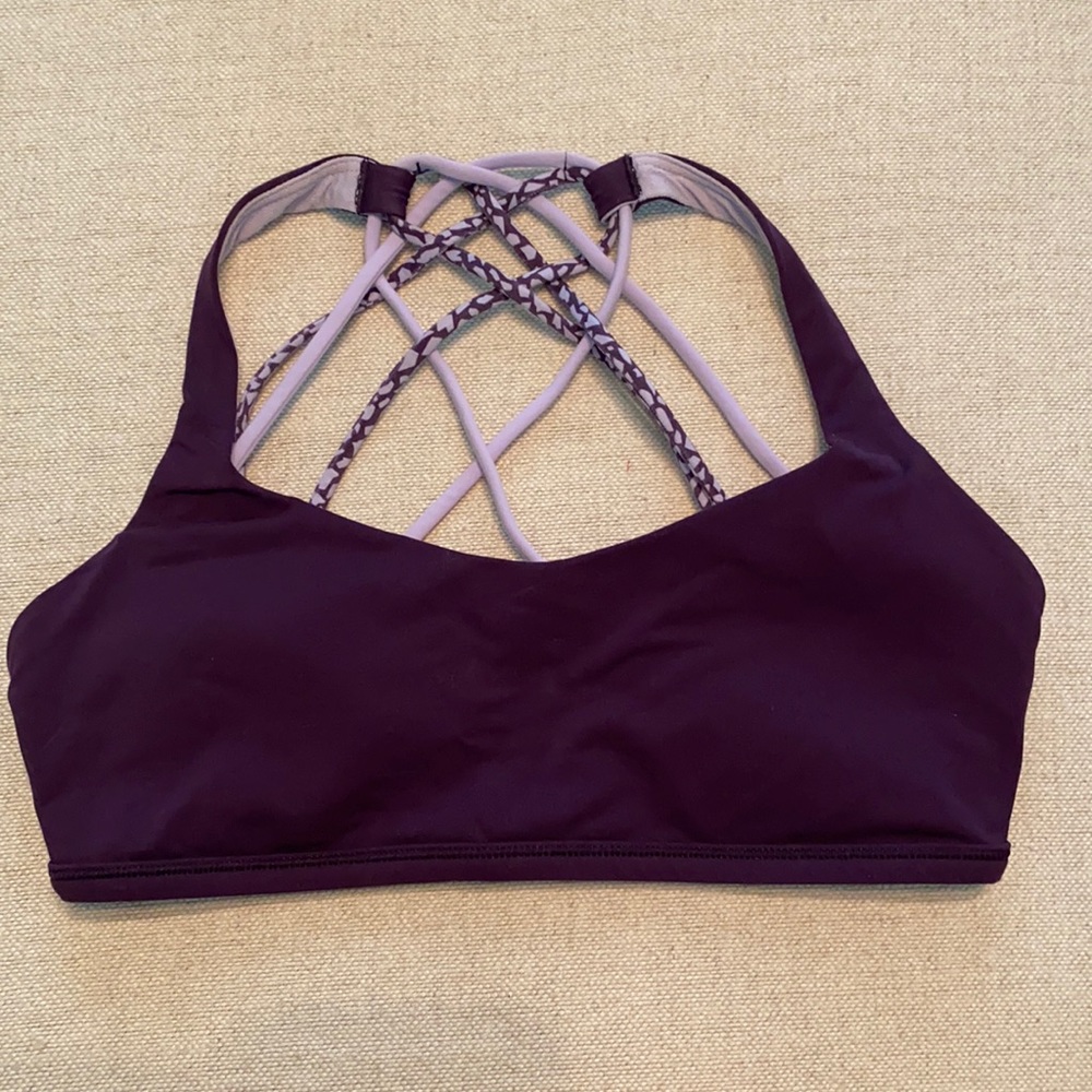Lululemon Free to Be Bra